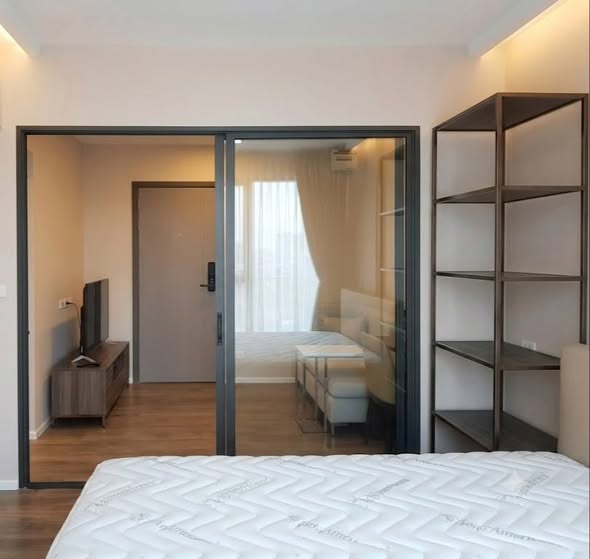 bedroom and room interior of The Nest Sukhumvit 64 Phase 2