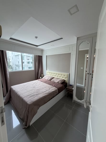 bedroom of The Orient Resort & Spa