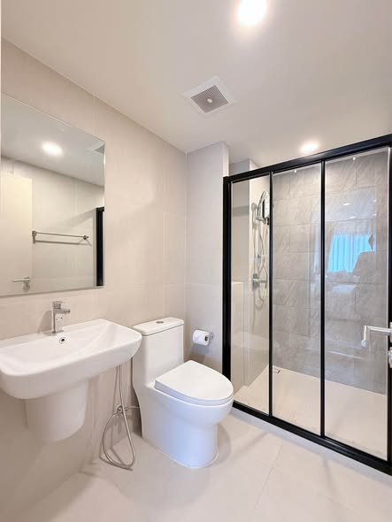 bathroom of The Origin Kathu – Patong