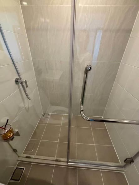 room interior and bathroom of The Origin Ratchada-Lat Phrao