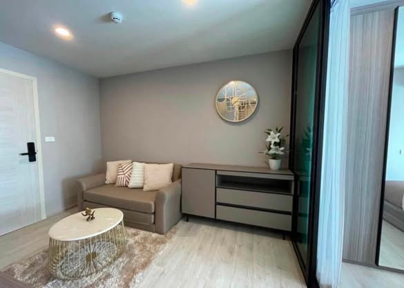 living room and room interior of The Origin Sukhumvit 105
