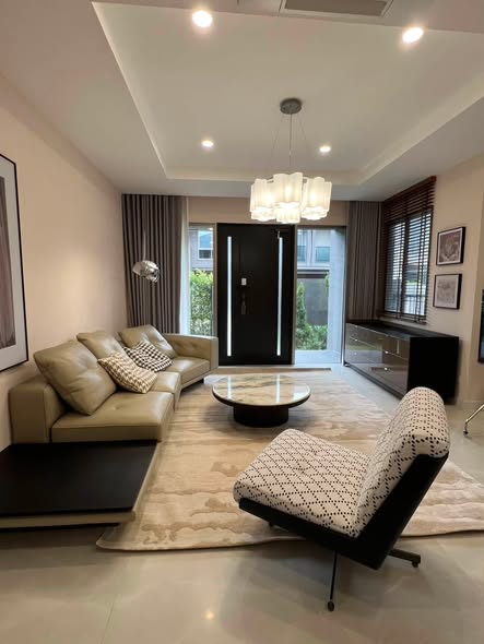 living room of The Palm Bangna-Wongwaen 2