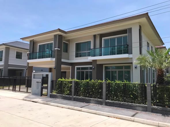 The Palm Krungthepkreetha – Wongwaen