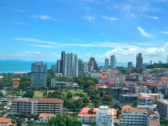 The Panora Pattaya (Condominium)