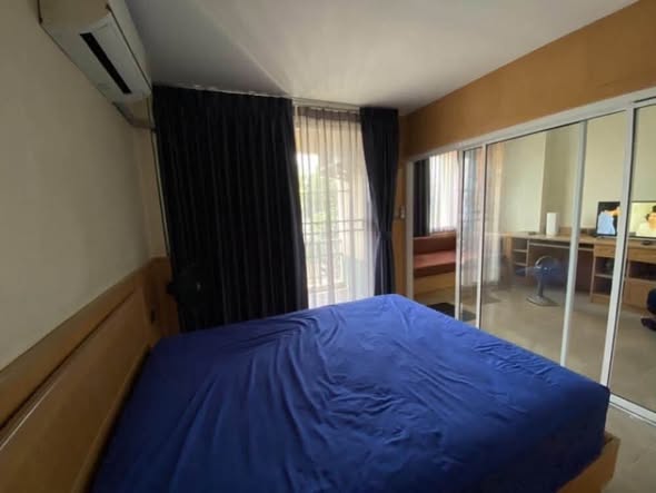 bedroom of The Parkland Bangna