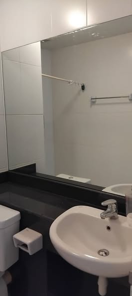 bathroom of The Parkland Ratchada-Tha Phra