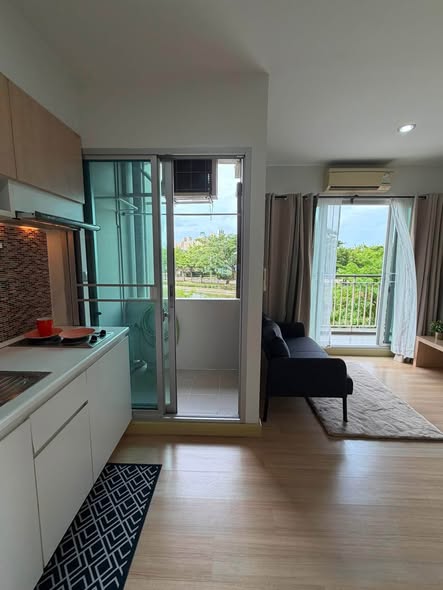bedroom and room interior of The Parkland Srinakarin Lakeside