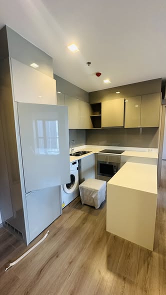 kitchen of The Politan Rive