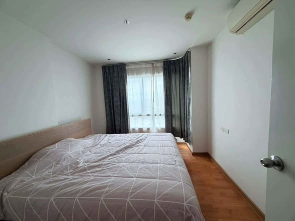 bedroom of The President Sathon-Ratchaphruek 1