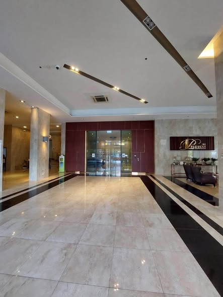 The President Sathon-Ratchaphruek 1