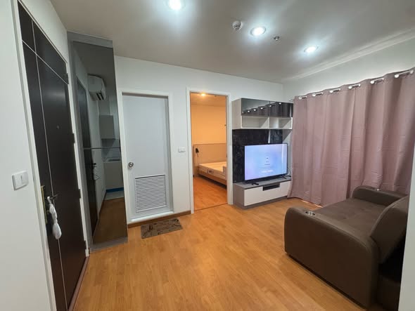 bedroom of The President Sukhumvit Samut Prakan