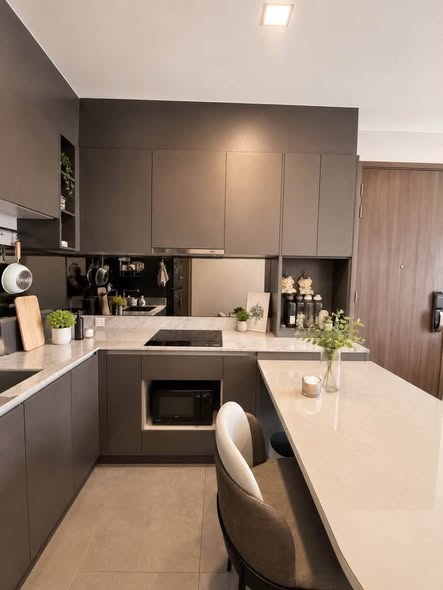 bathroom and kitchen of The Privacy Jatujak