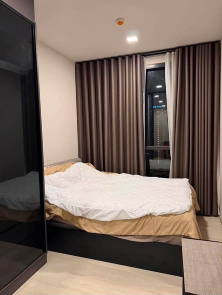 bedroom and room interior of The Privacy Jatujak