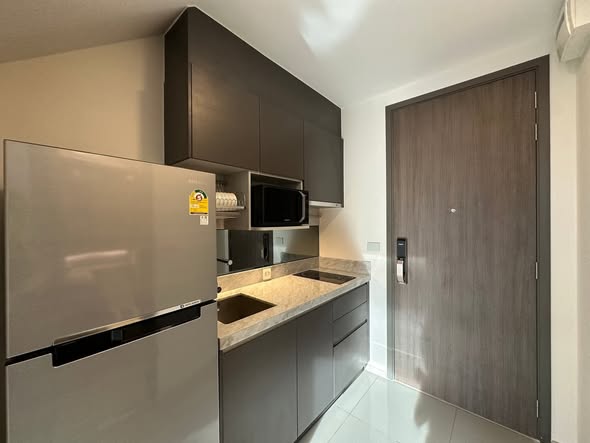 room interior and kitchen of The Privacy Jatujak