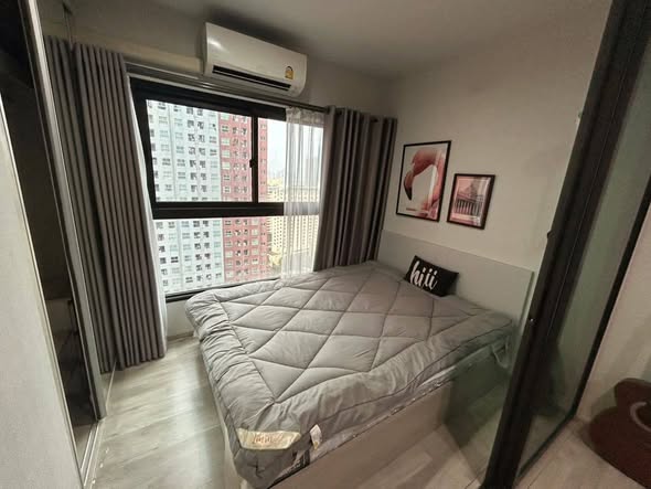 bedroom and room interior of The Privacy Rama 9