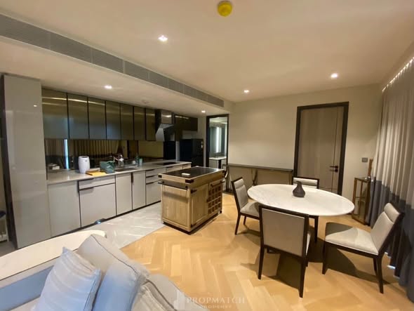 The Reserve Sukhumvit 61