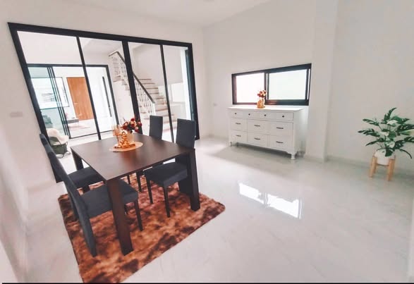 room interior of The Rich Biz Home Sukhumvit 105
