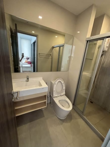 bathroom of The Rich Rama 9 – Srinagarindra