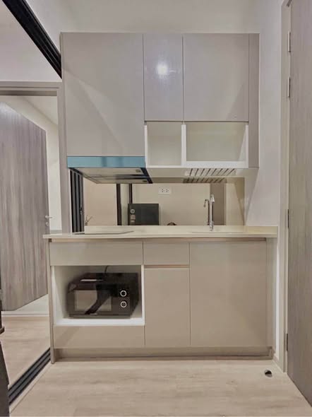 bathroom and kitchen of The Rich Rama 9 – Srinagarindra