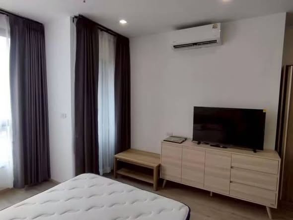 bedroom of The Rich Rama 9 – Srinagarindra