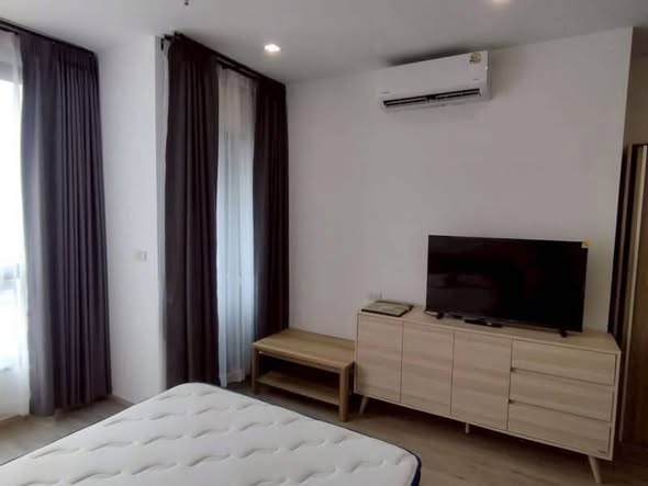bedroom of The Rich Rama 9 – Srinagarindra