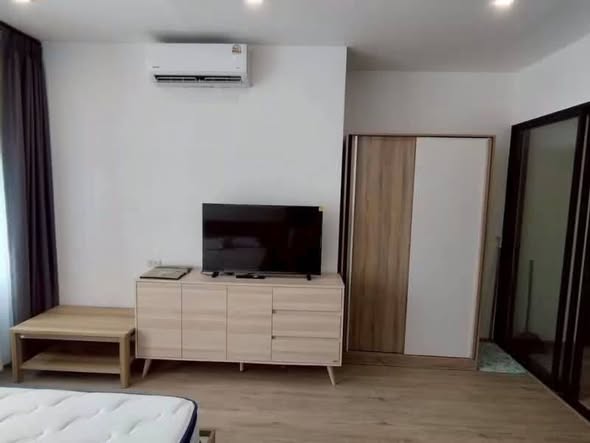 bedroom of The Rich Rama 9 – Srinagarindra