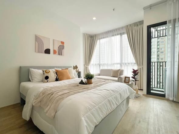 bedroom of The Rich Rama 9 – Srinagarindra