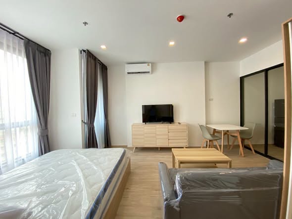 bedroom and room interior of The Rich Rama 9 – Srinagarindra