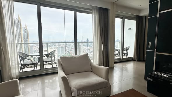bedroom of The River Condominium