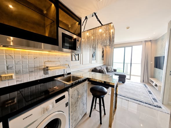 kitchen of The Riviera Monaco เดอะ ริเวียร่า โมนาโค