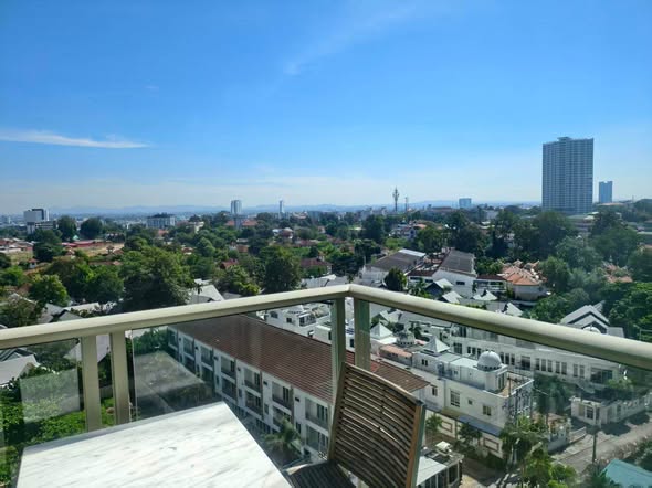 The Riviera Wongamat Beach : เดอะ ริเวียร่า วงศ์อมาตย์ บีช