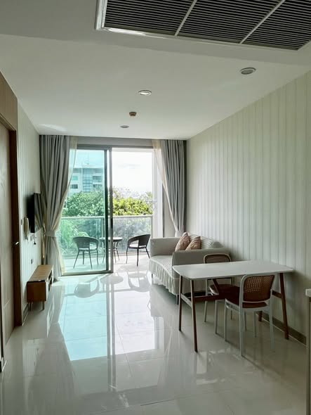 The Riviera Wongamat Beach : เดอะ ริเวียร่า วงศ์อมาตย์ บีช