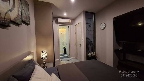 bedroom of The Room Sathon @ St. Louis