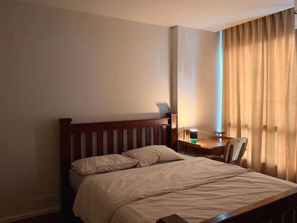 bedroom of The Room Sukhumvit 62
