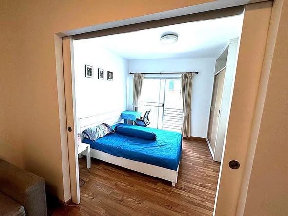 bedroom and room interior of The Seed Sathorn-Taksin