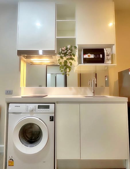 bathroom of The Sky Sukhumvit