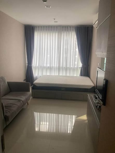 bedroom of The Sky Sukhumvit