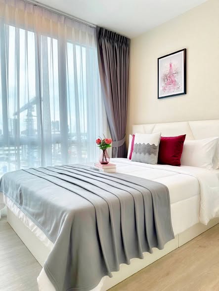 bedroom of The Sky Sukhumvit