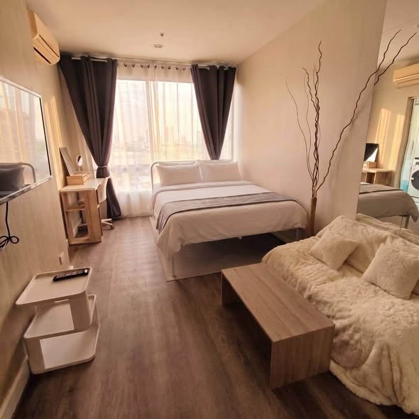 bedroom of The Sky Sukhumvit