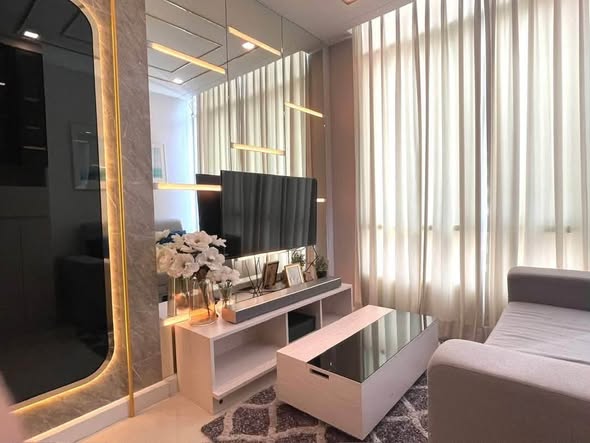 living room and bathroom of The Sky Sukhumvit