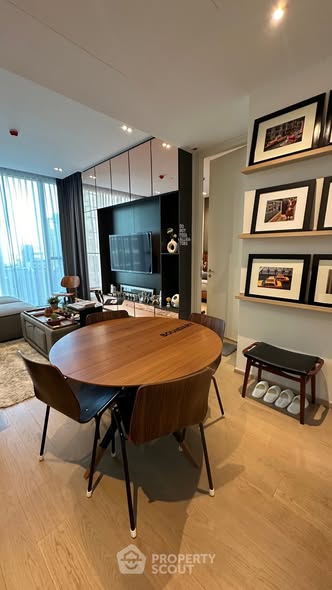 room interior of The Strand Thonglor