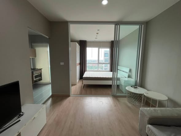 bedroom and room interior of The Tempo Grand Sathon-Wutthakat