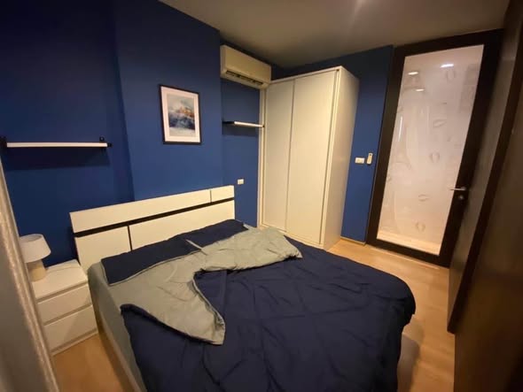 bedroom of The Tempo Ratchada