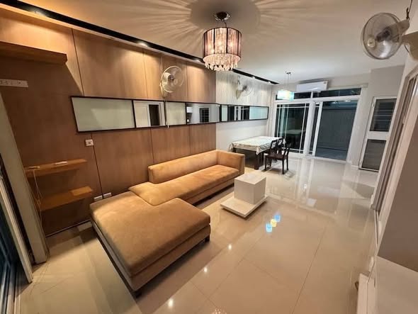 bedroom and living room of The Terrace Lat Phrao 71