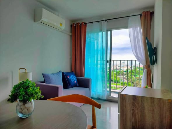 bedroom of The Trust Condo @BTS Erawan