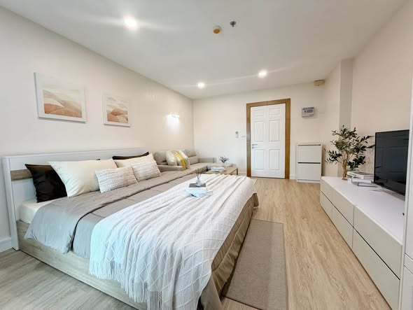 bedroom of The View Condo Suanluang
