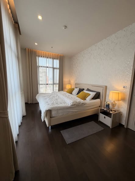 bedroom of THE XXXIX