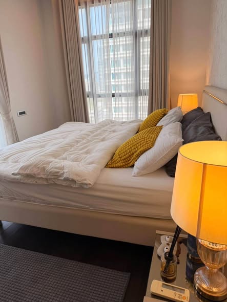 bedroom of THE XXXIX