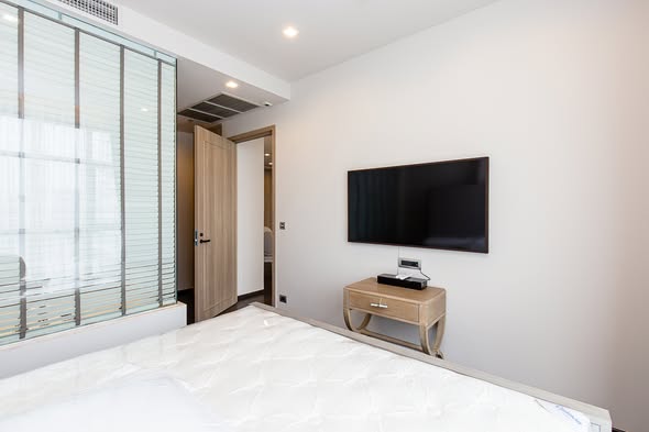 bedroom of THE XXXIX