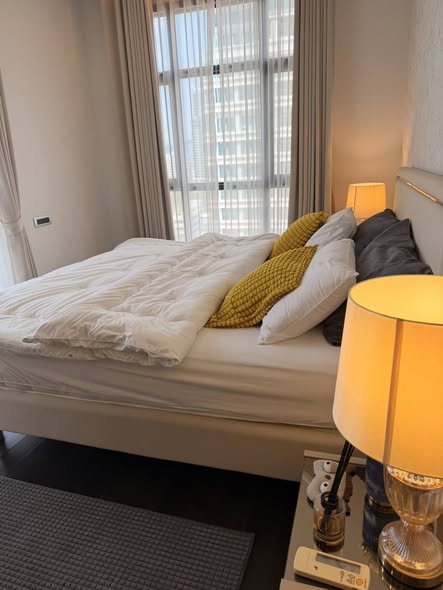 bedroom of THE XXXIX